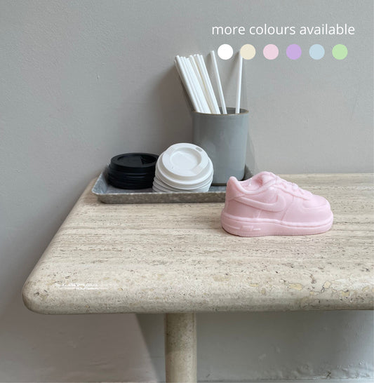 Nike Air Force 1 sneaker candle. sneaker kaars. schoenen kaars.
